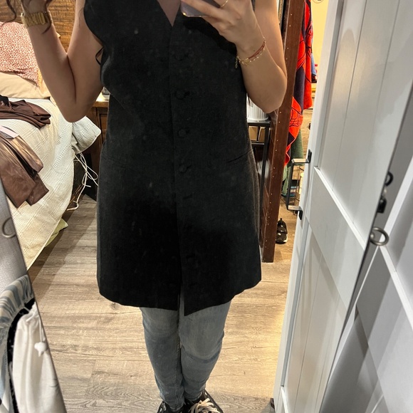 ❌❌SOLD❌❌🌟Christian Lacroix Long Vest Dress🌟 - Picture 6 of 8